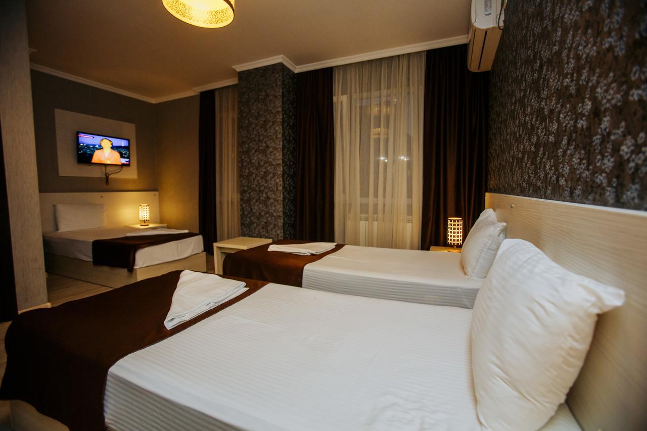 Batus Hotel Batumi Exterior foto